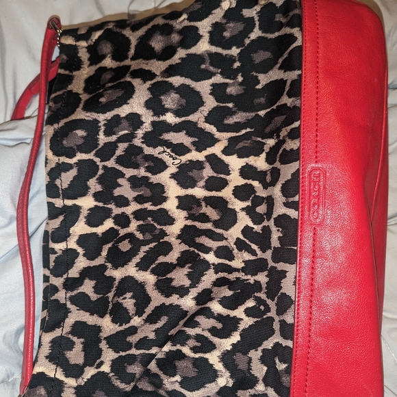 Coach bag red and leopard print with matching wallet - Picture 7 of 16